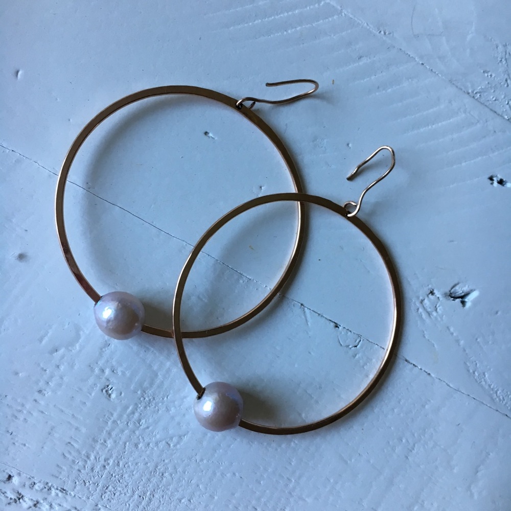 Rose gold fill hoops with pink Edison pearl